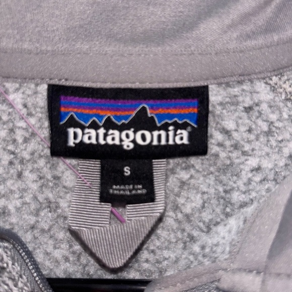 Patagonia Gray small women’s pullover - Picture 3 of 5